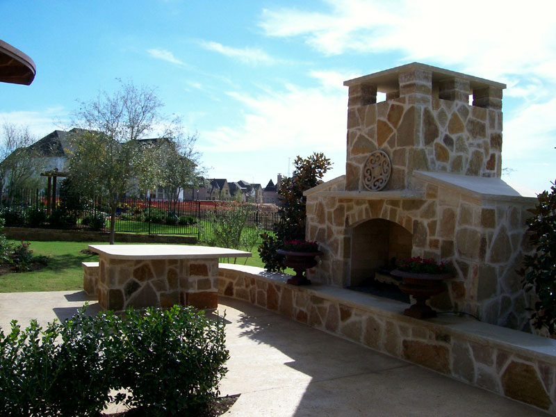 How to Build a Stone Outdoor Fireplace