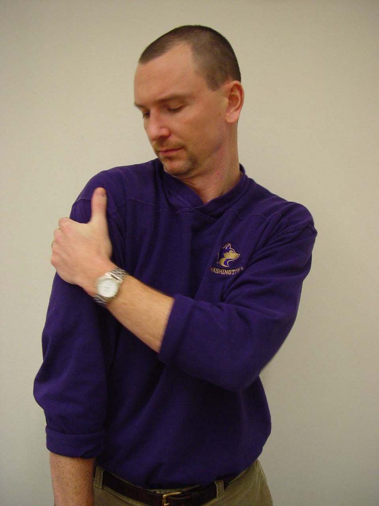 How to Fix Rotator Cuff Pain