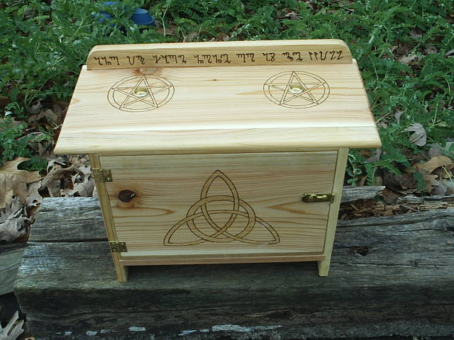 How to Build a Wiccan Altar
