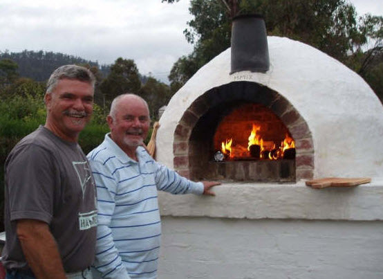 How to Build an Outdoor Pizza Oven