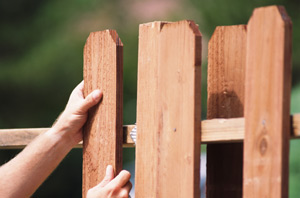 How to Fix a Picket Fence