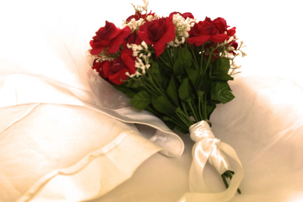 How to Make a Bridal Bouquet