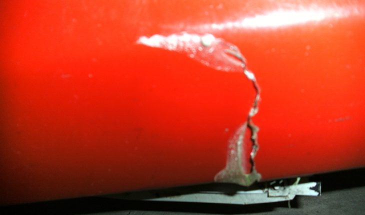 How to repair fiberglass