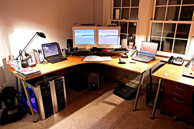 How to Build a Computer Desk