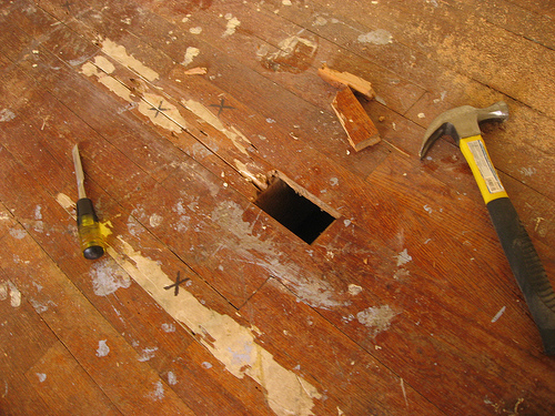 How to Repair Hardwood Floors