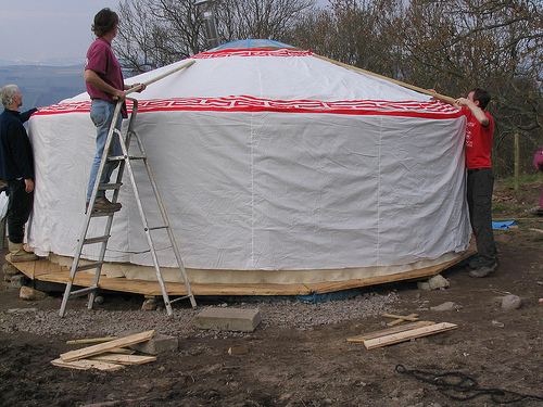 How to Build a Yurt